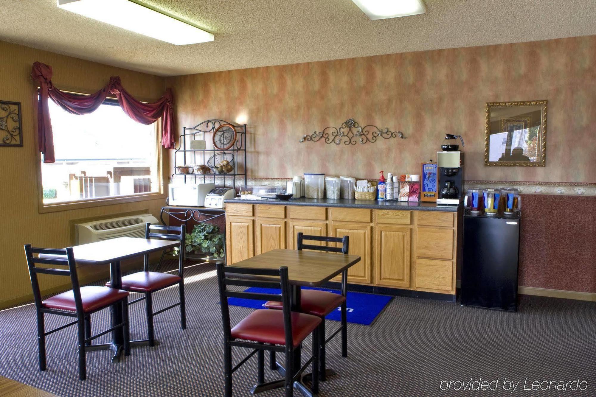 Americas Best Value Inn-Celina Restaurace fotografie